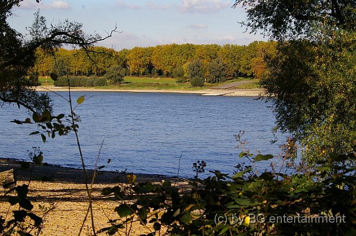 IMGP3096.jpg - Sandstrand in Lörick