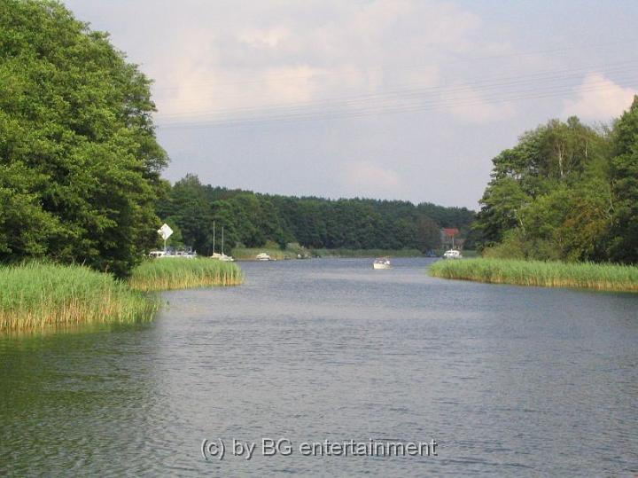 IMG_2302.jpg - Auf dem Weg Richtung Waren/Müritz
