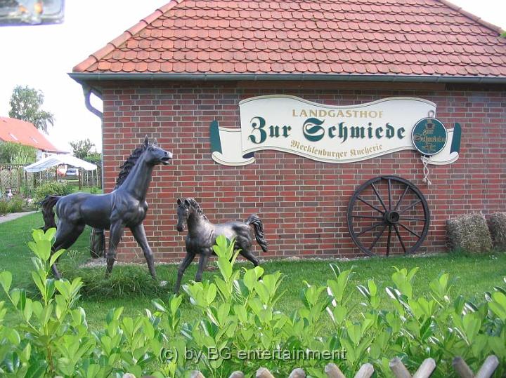 IMG_2364.jpg - Da konnte man wunderbar sitzen. Und die hatten die beste Rindfleisch-Suppe, die ich je gegessen hab!